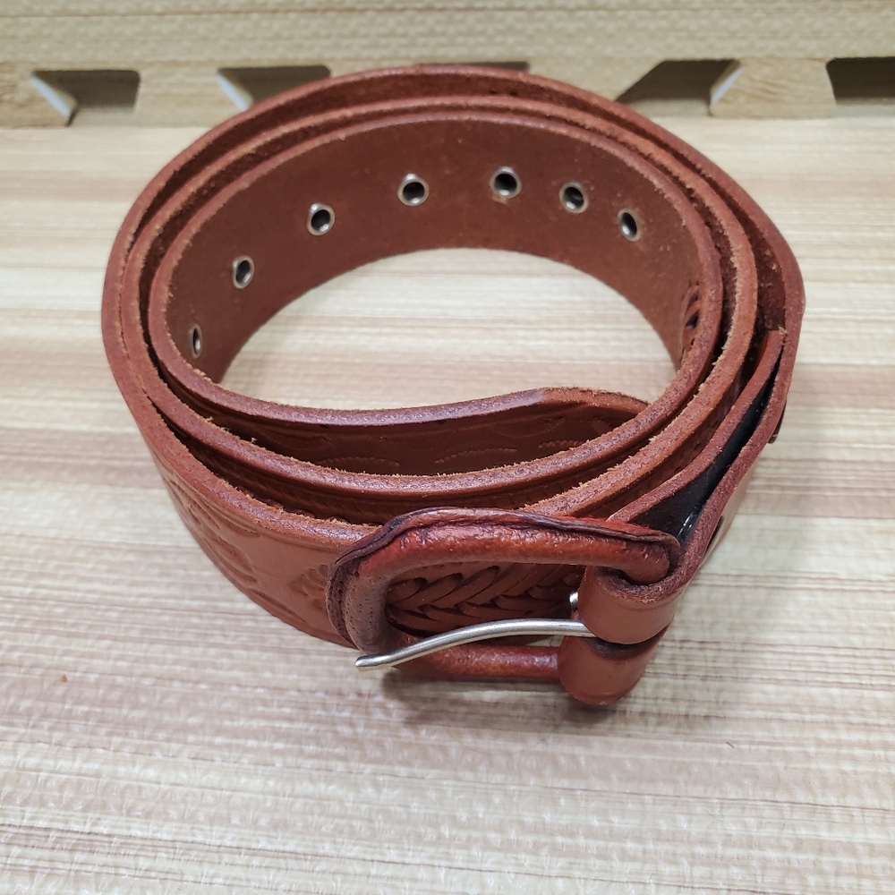 Men's Western Style Brown Leather Hand Tooled Belt Woven Mexico Size 40